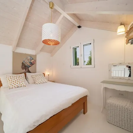 Koukla Retreat Prázdninový dům *